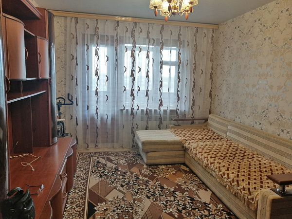 2-к квартиру на Никифоровской 22