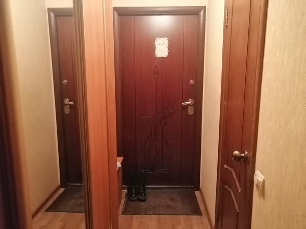 Продам 2-к квартиру на Астраханской 186