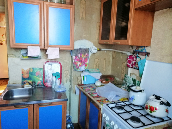 Продам 2-к  Карла Маркса 231