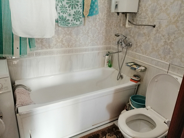 Продам 2-к  Карла Маркса 231