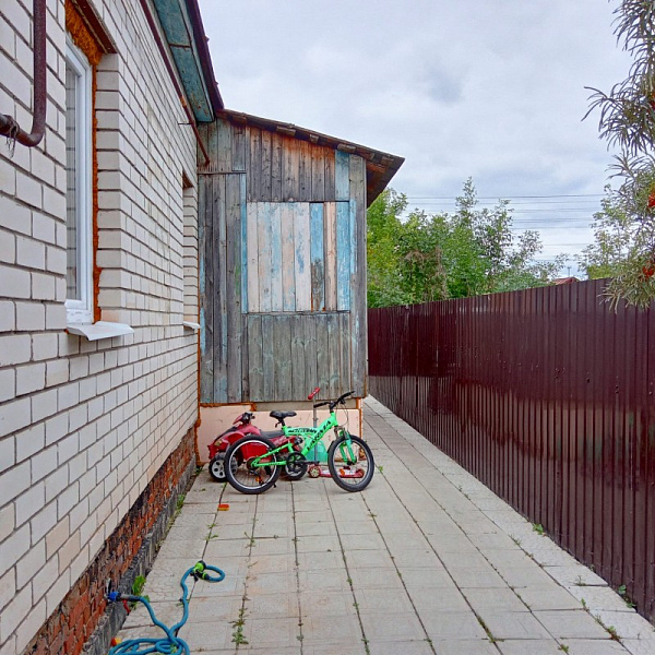 Продам дом по ул. Комсомольской