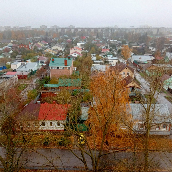 2-к квартиру на Николая Вирты д.201А