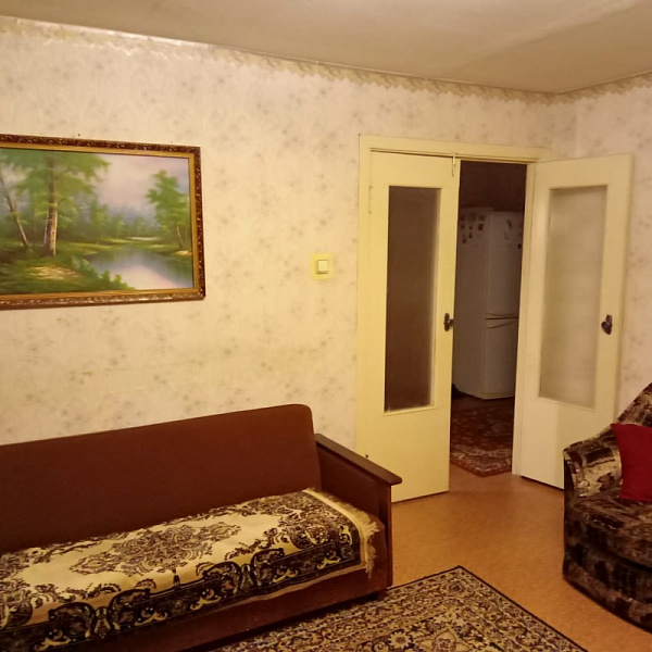 3-к квартира в п. Строитель мкр. Центральный 6